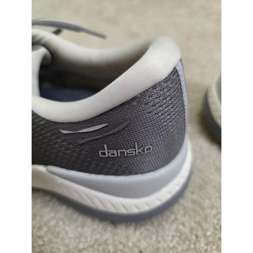 Dansko pace walking